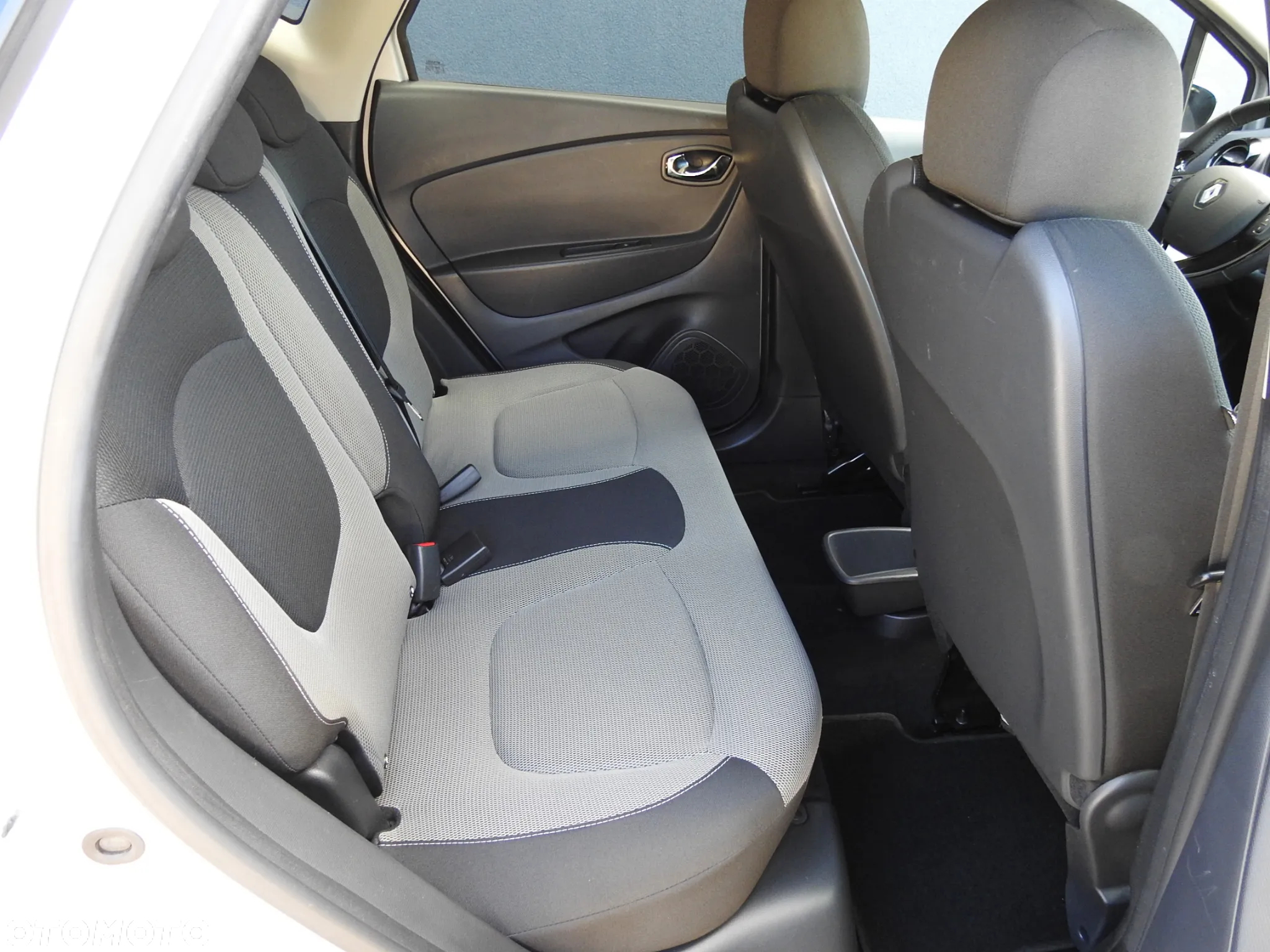 Renault Captur (ENERGY) TCe 90 INTENS - 14