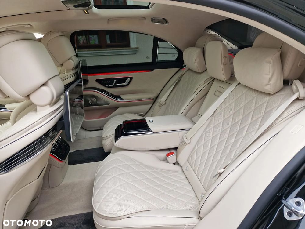 Mercedes-Benz Klasa S 400 d 4-Matic L 9G-TRONIC - 7