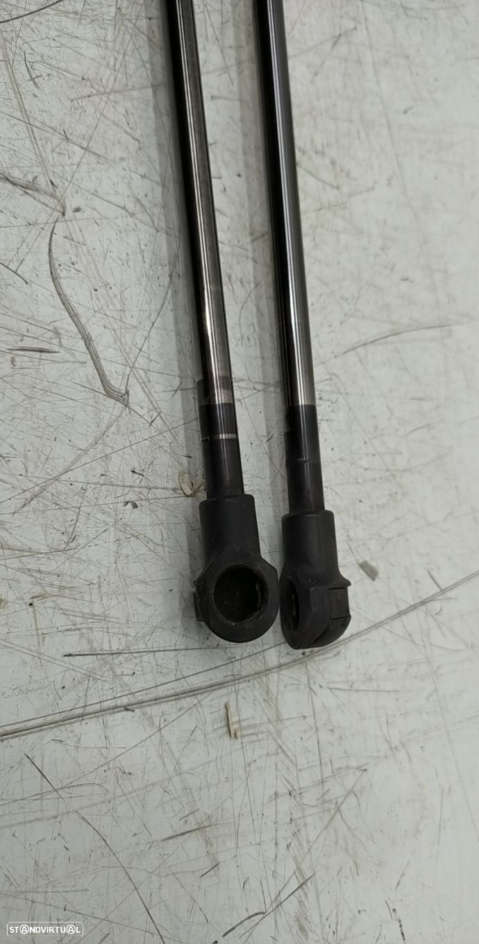 Conjunto Amortecedores De Mala Bmw 1 (E87) - 4