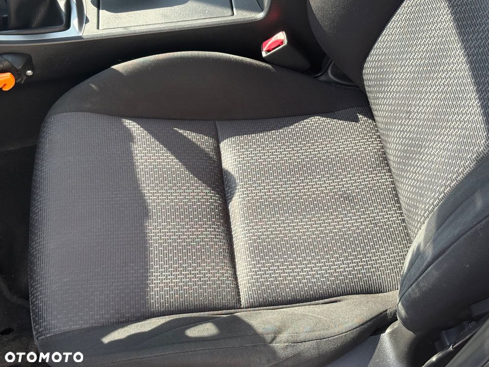 Mazda 3 1.6 Sport Active Plus - 18