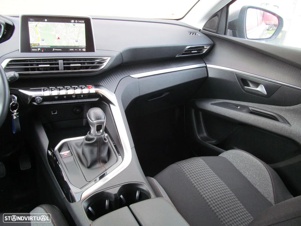 Peugeot 3008 PureTech 130 Stop & Start GPF Active Business-Pack - 12