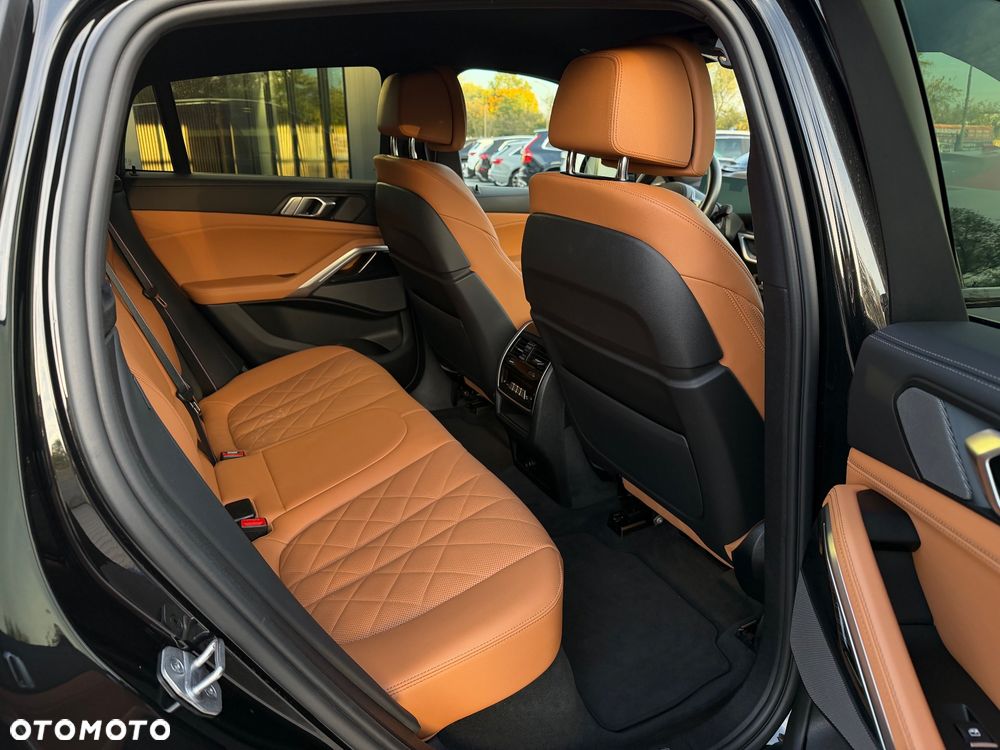 BMW X6 xDrive30d mHEV - 27