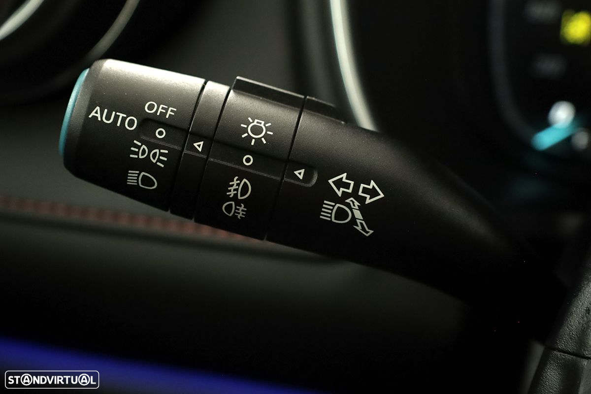 MG EHS 1.5 T-GDI Plug-in Hybrid Luxury - 17