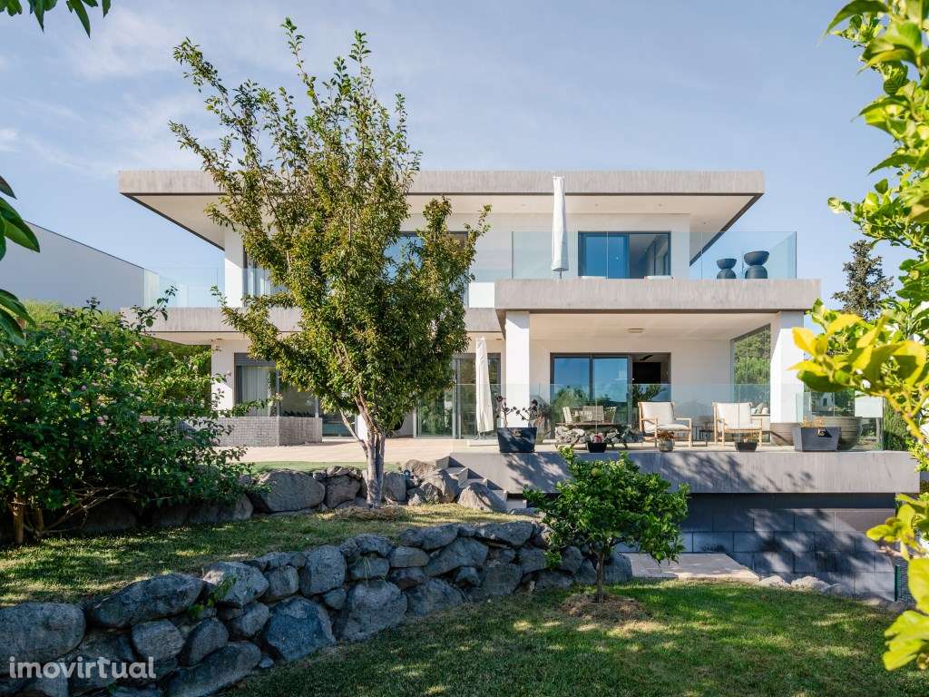 Moradia T8 c/Piscina | Queijas - Grande imagem: 4/60