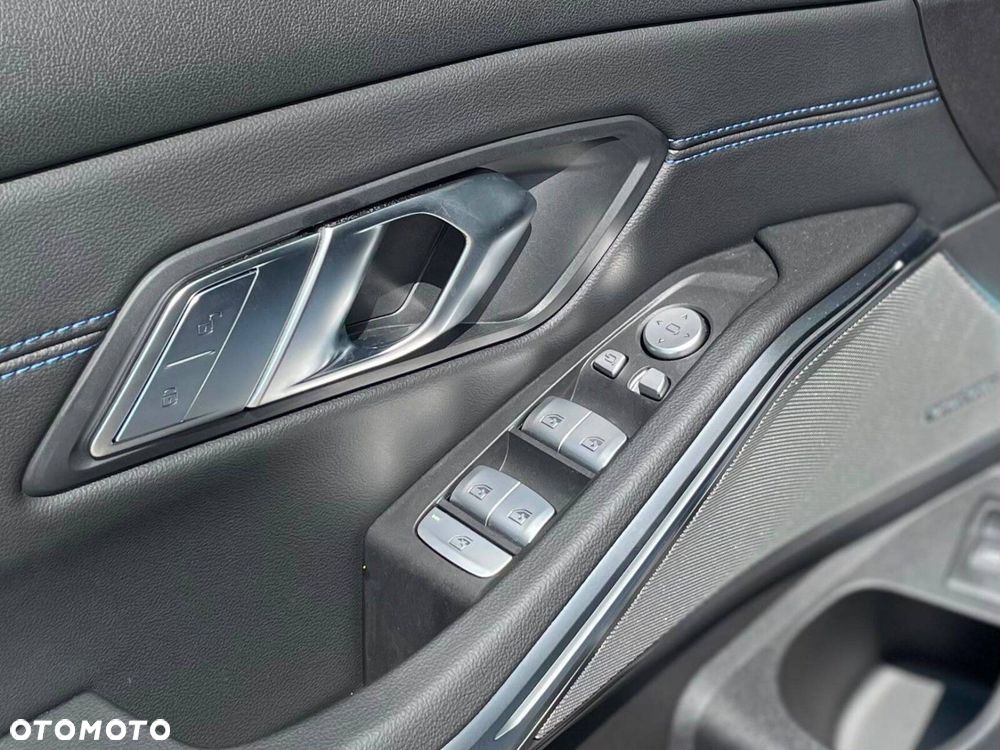 BMW Seria 3 - 14