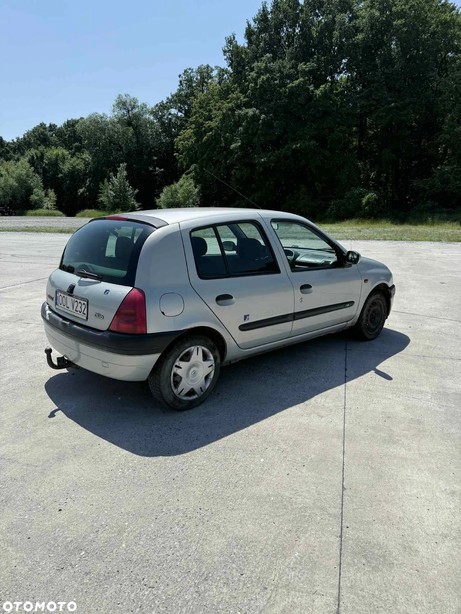 Renault Clio - 7