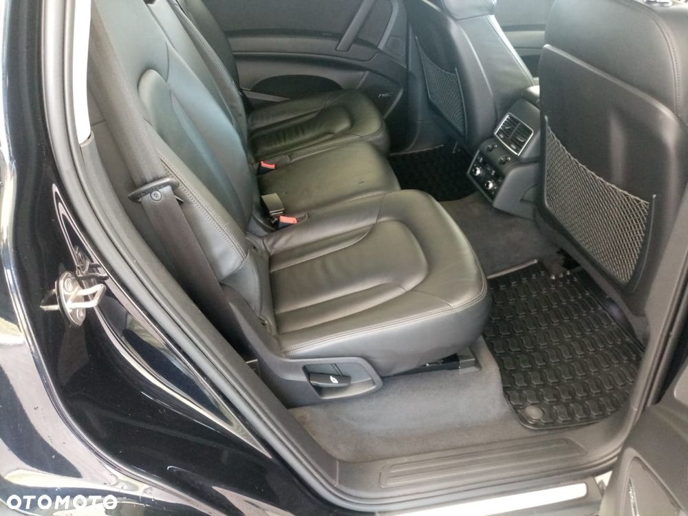 Audi Q7 - 7