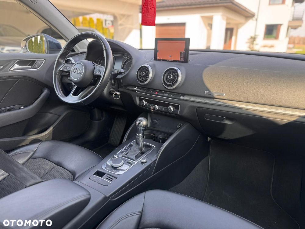 Audi A3 Sportback - 17