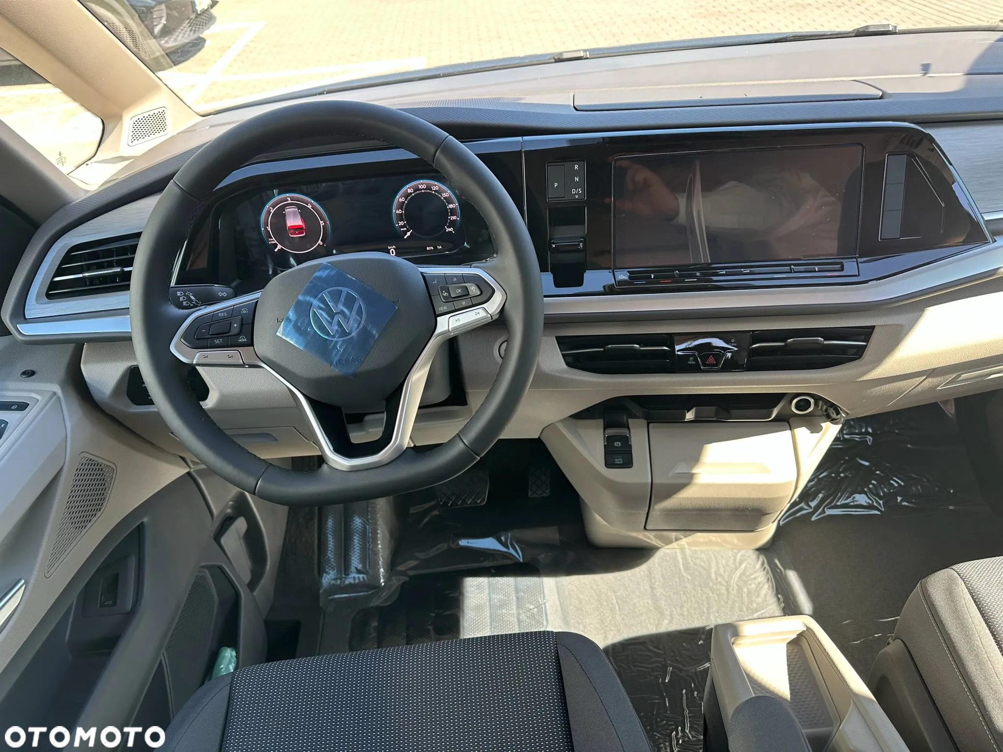 Volkswagen Multivan 2.0 TDI L2 Life DSG - 10