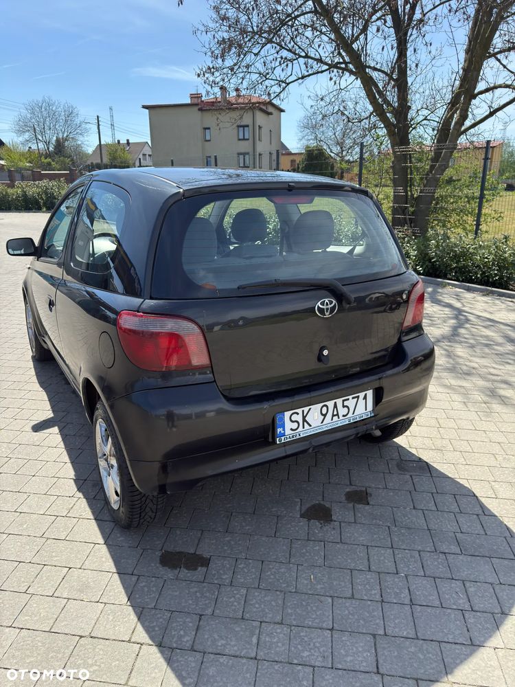 Toyota Yaris 1.3 Sol - 3