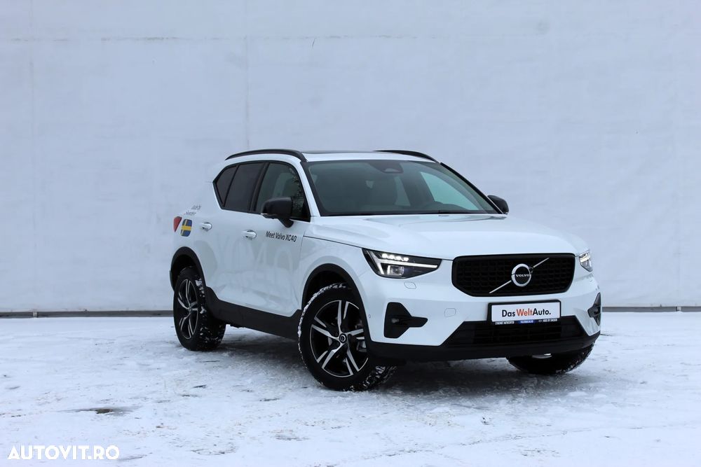Volvo XC 40 B4 AT FWD MHEV Ultimate Dark - 3