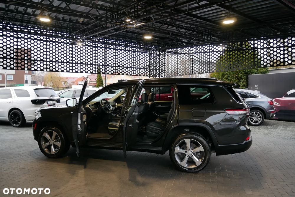 Jeep Grand Cherokee - 8