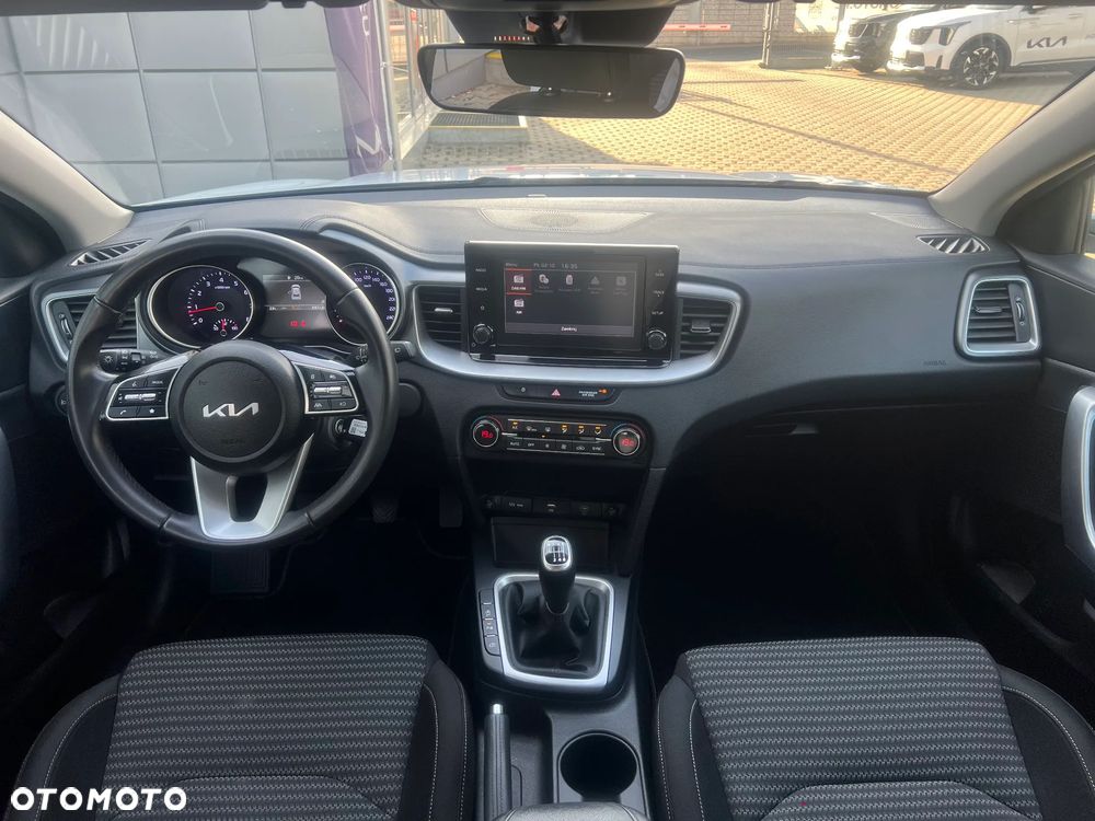 Kia XCeed 1.5 T-GDI M - 27