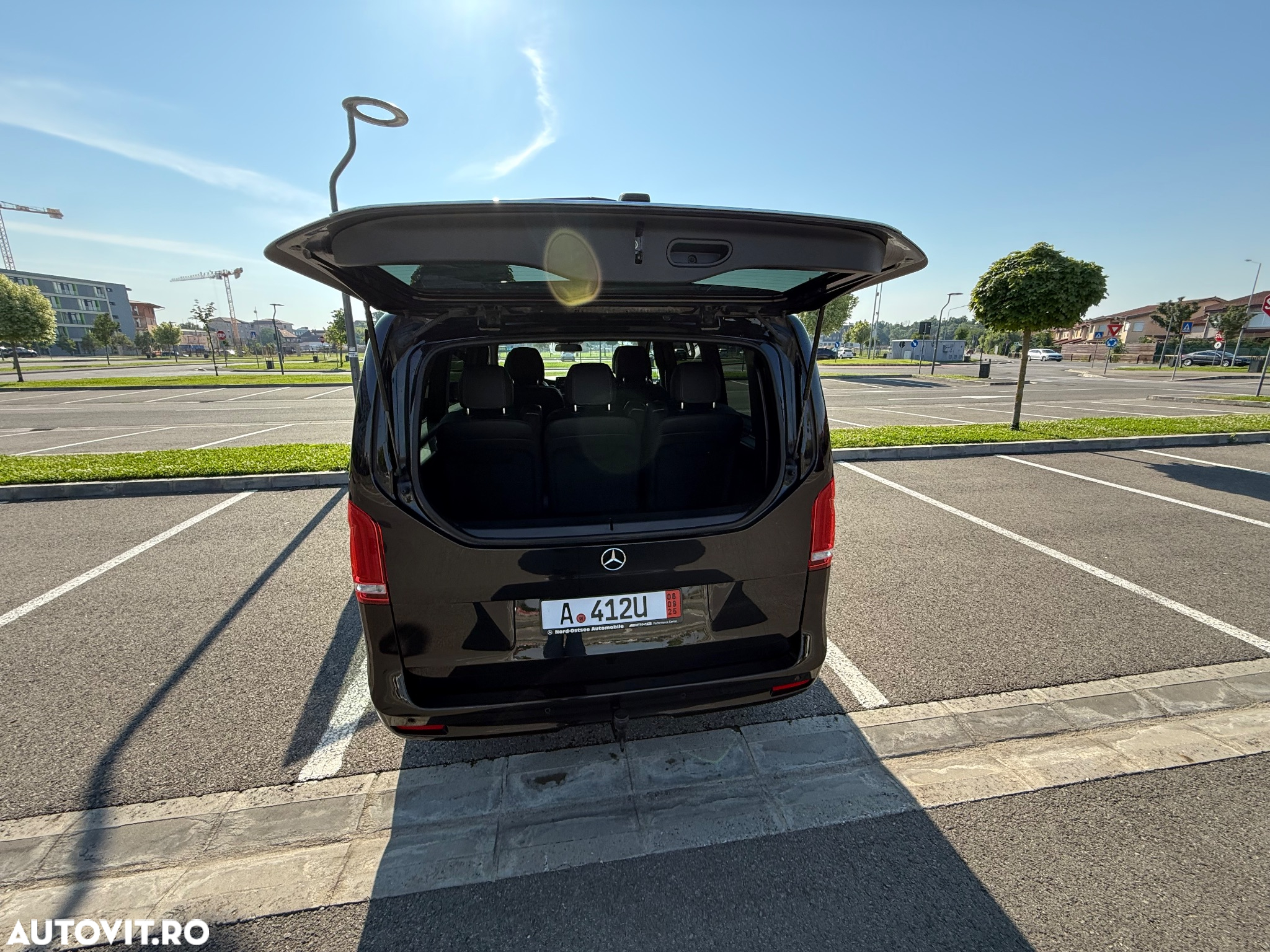 Mercedes-Benz V 300 d lang 4Matic 9G-TRONIC Avantgarde Edition 2021 - 23