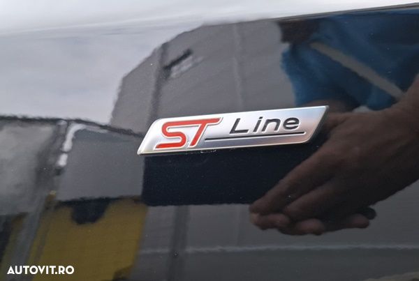 Ford Focus 1.5 EcoBlue Start-Stopp-System Aut. ST-LINE - 26