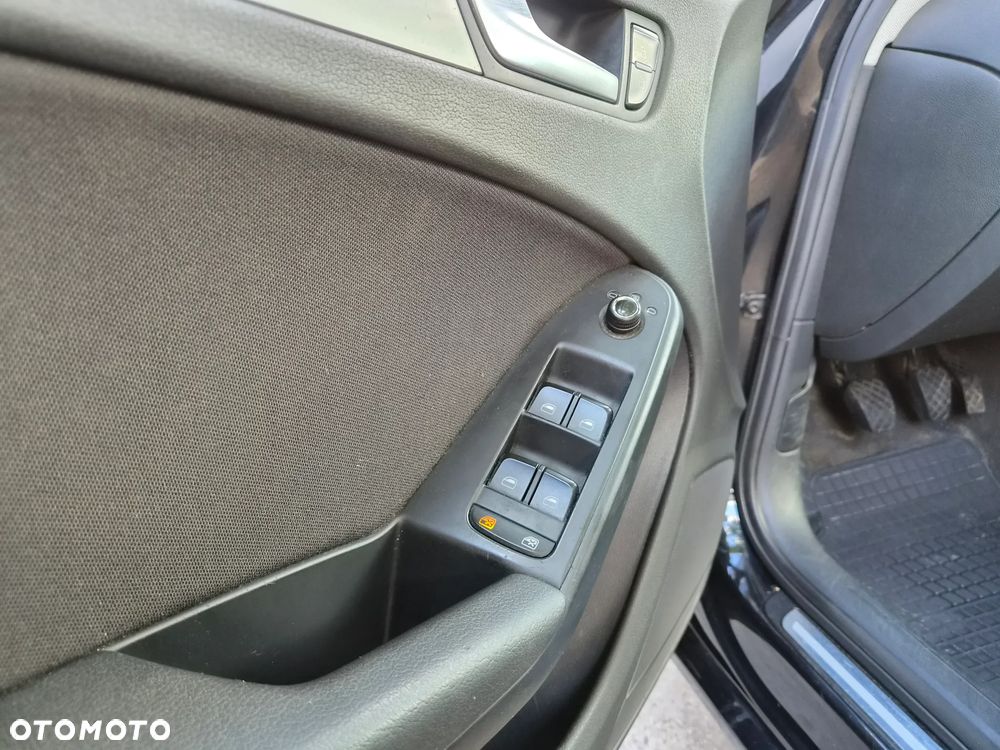 Audi A4 Avant 2.0 TDI DPF Ambiente - 17