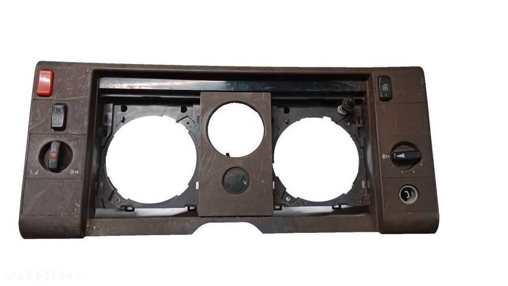 RAMKA OBUDOWA ZEGARA LICZNIKA MERCEDES VARIO ATEGO 6736800087 - 1