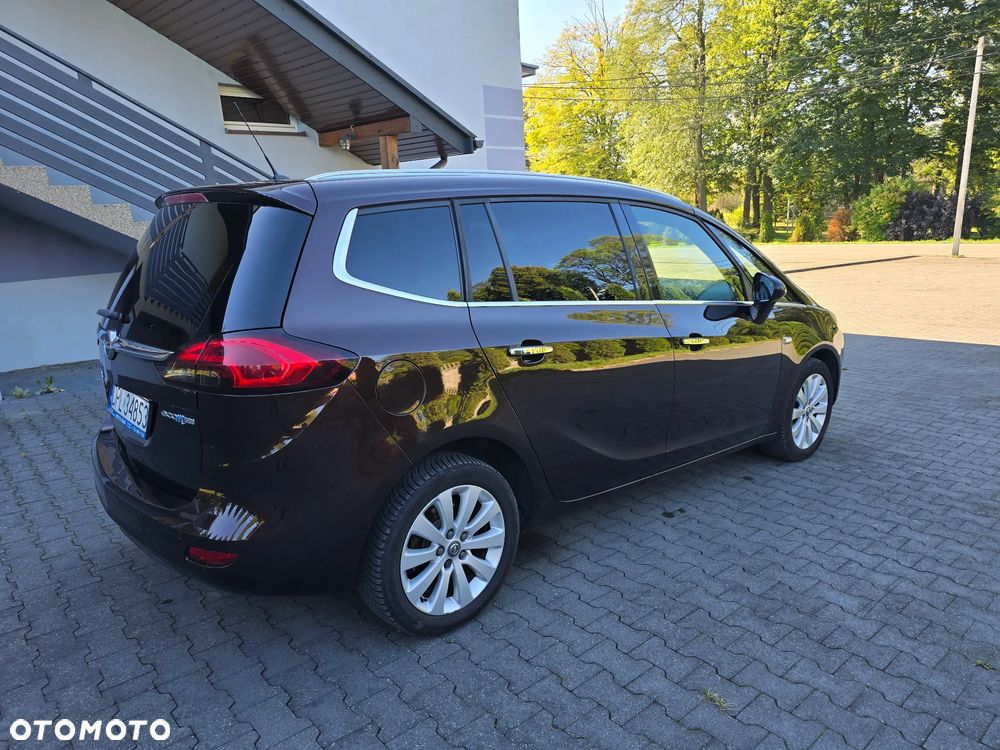 Opel Zafira 2.2 Edition Plus - 4