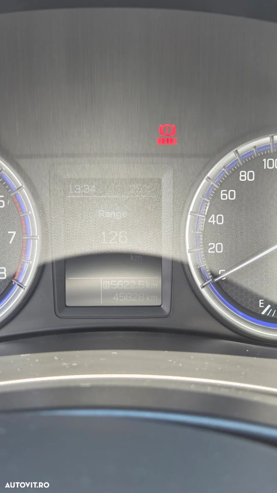 Suzuki S-Cross - 11