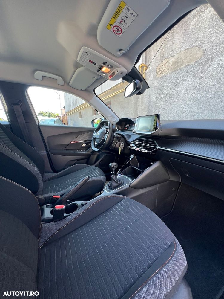 Peugeot 2008 - 17