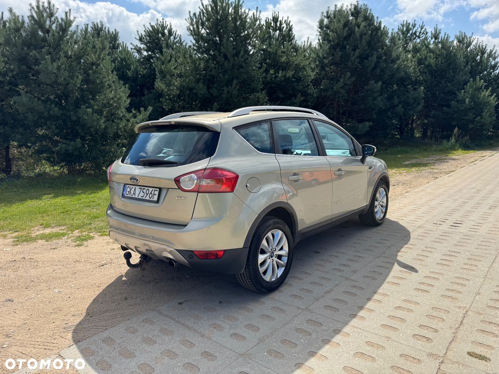 Ford Kuga 2.0 TDCi Titanium FWD - 11