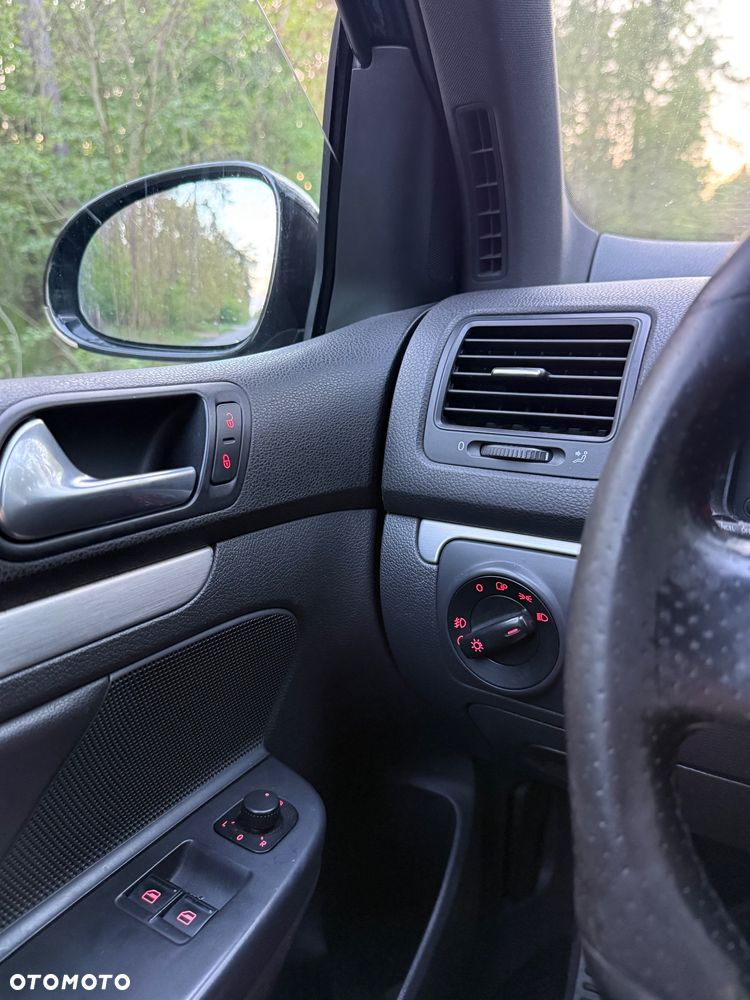 Volkswagen Golf 2.0 TSI GTI DSG - 23