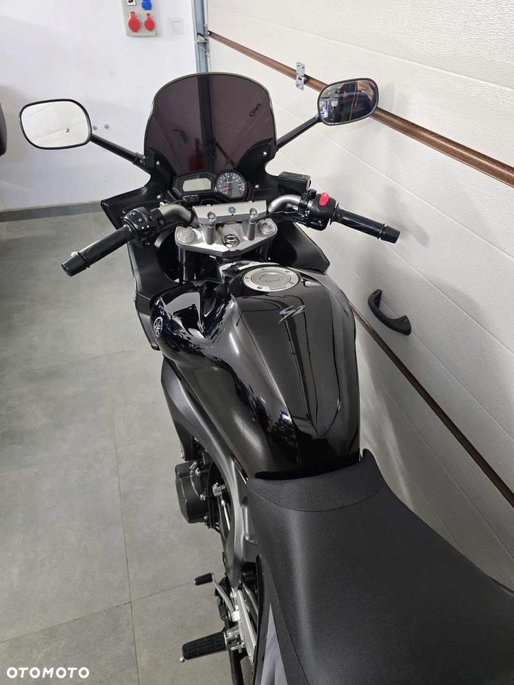 Yamaha FZ6 - 22