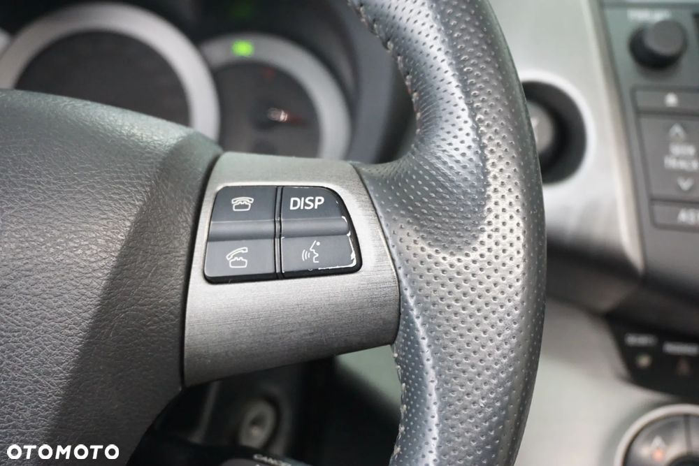 Toyota RAV4 2.2 D-4D 4x4 - 33