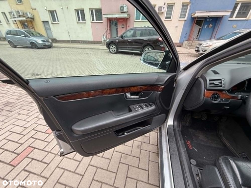 Audi A4 Avant 1.8T Quattro - 13
