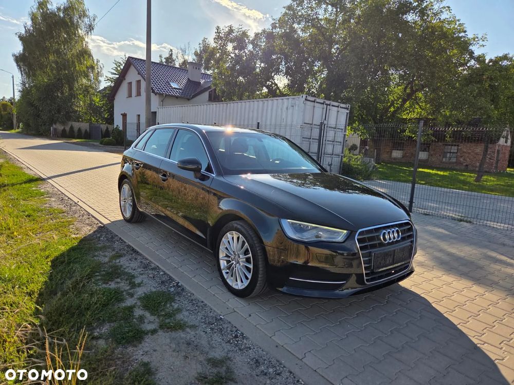 Audi A3 Sportback - 1