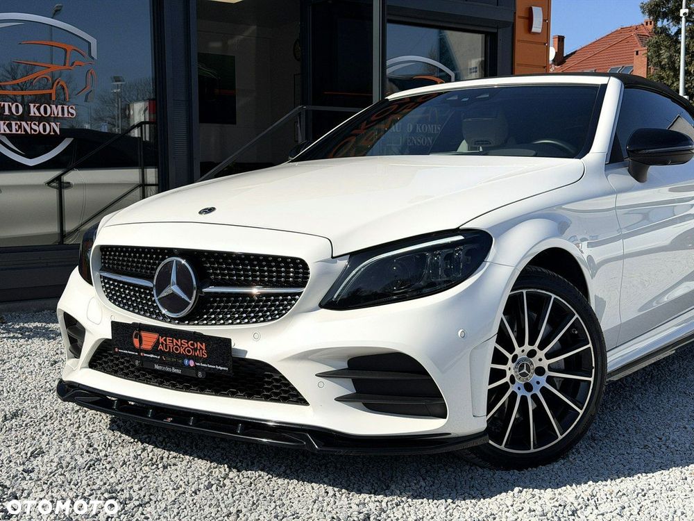 Mercedes-Benz Klasa C 300 4Matic 9G-TRONIC AMG Line - 8