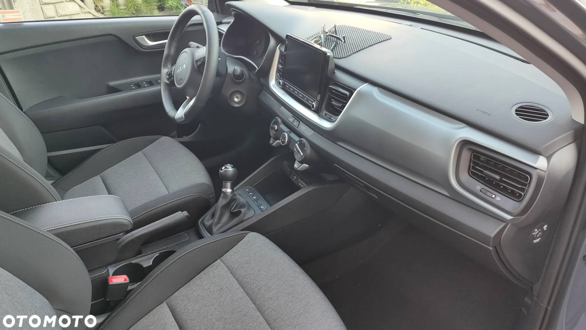 Kia Stonic 1.2 L - 14
