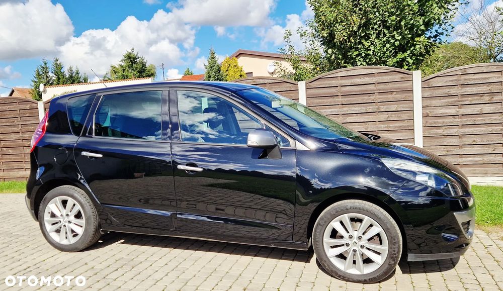 Renault Scenic - 1