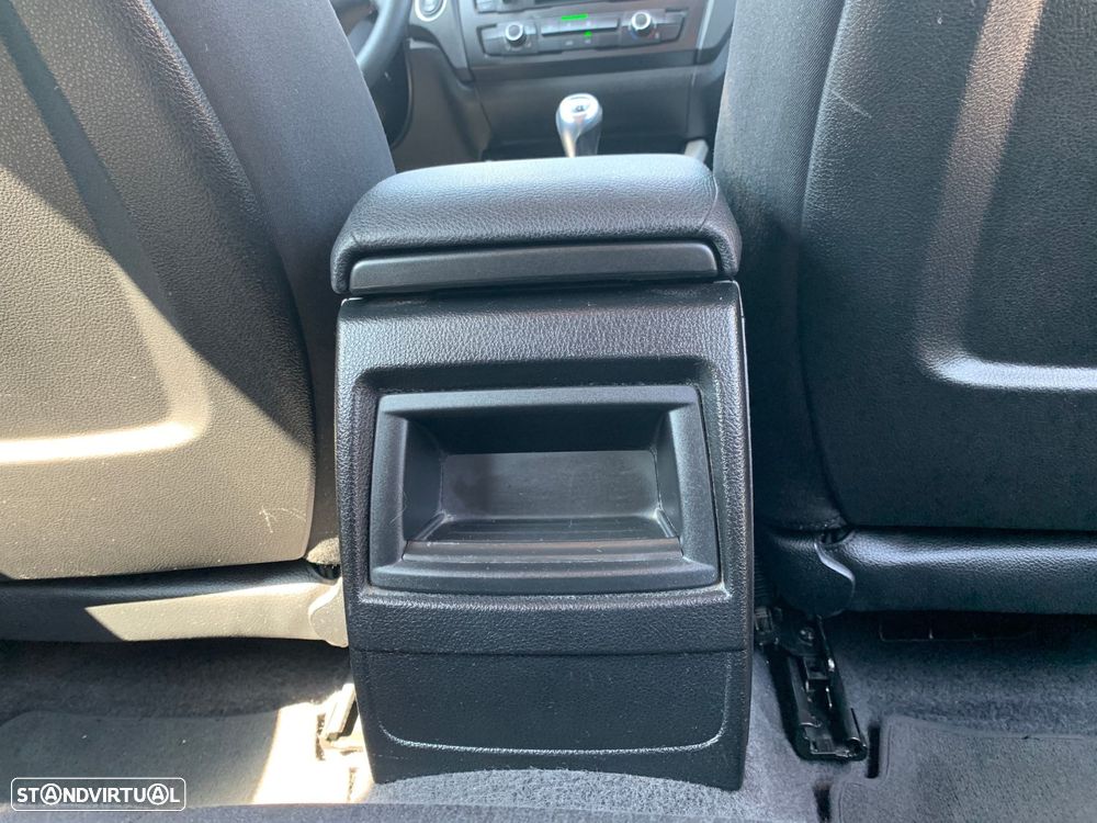 BMW 114 d Line Sport - 43