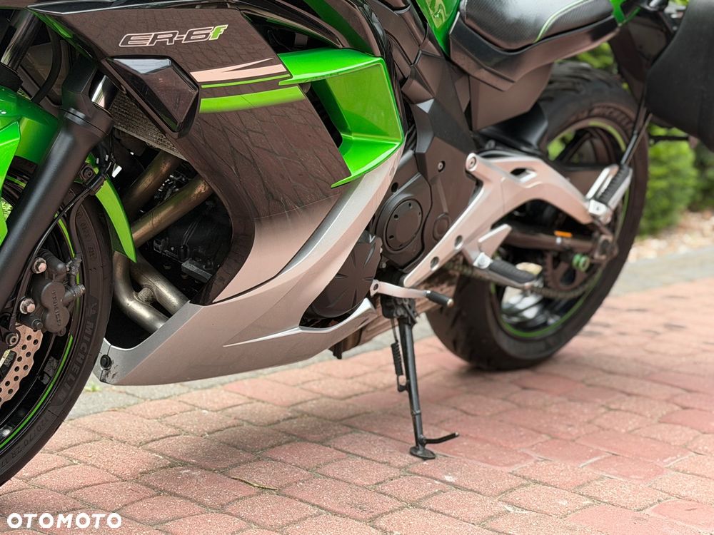 Kawasaki ER - 17