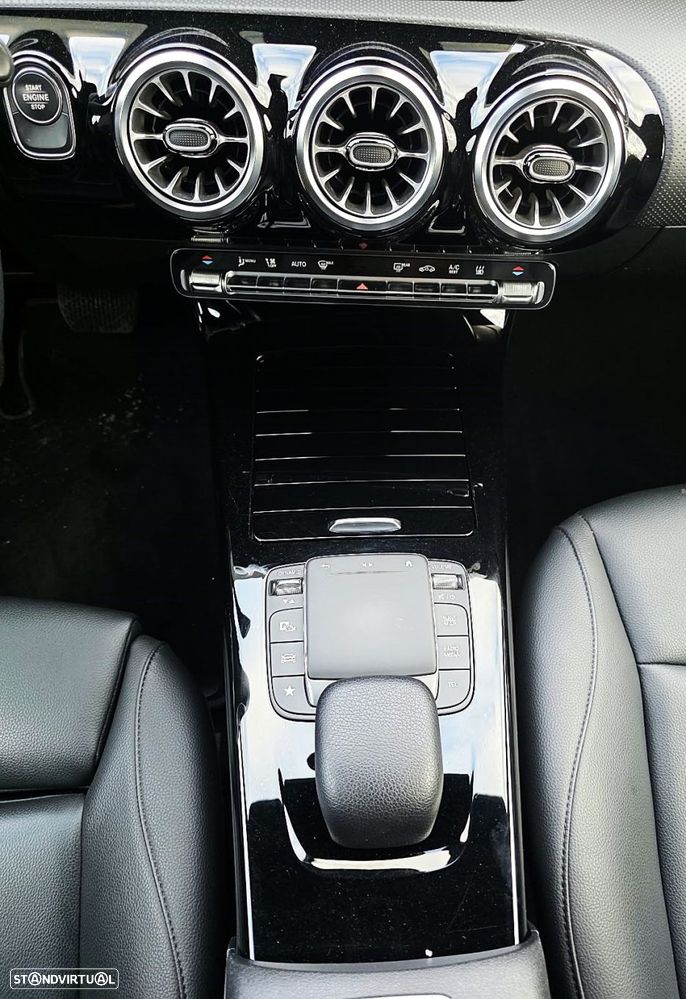 Mercedes-Benz CLA 250 - 17