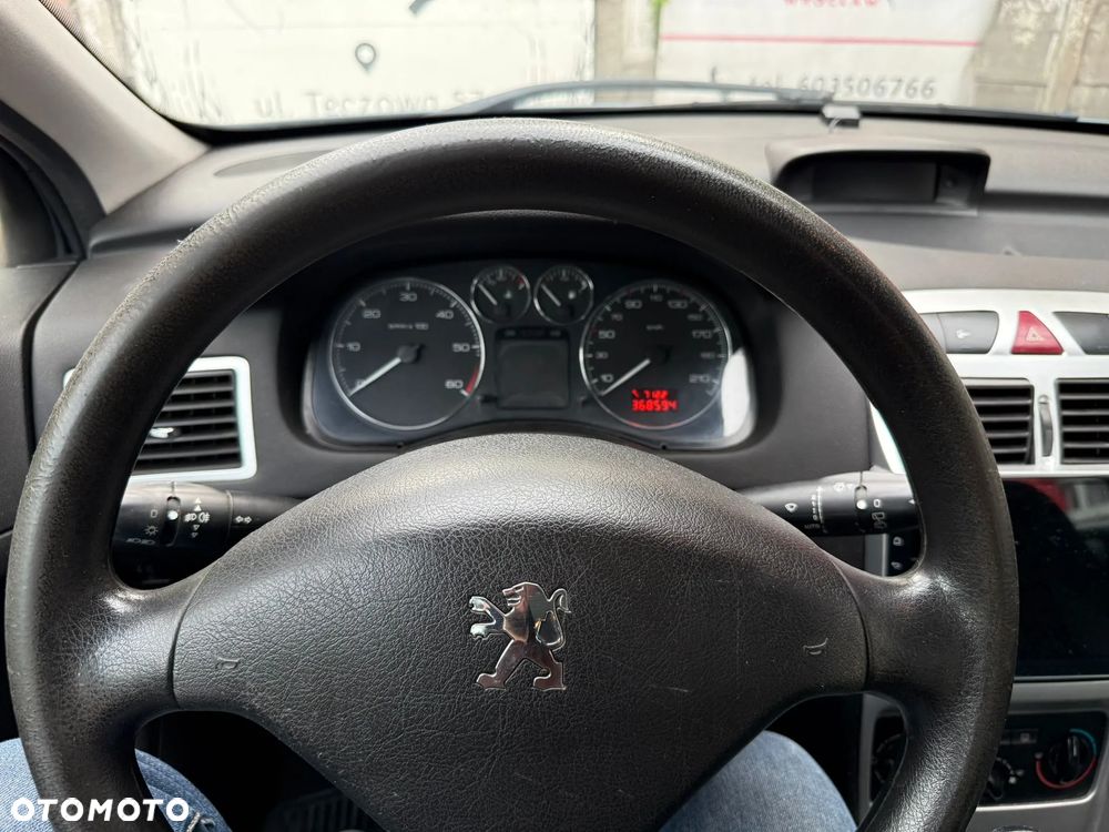 Peugeot 307 1.6 HDI Trendy - 22
