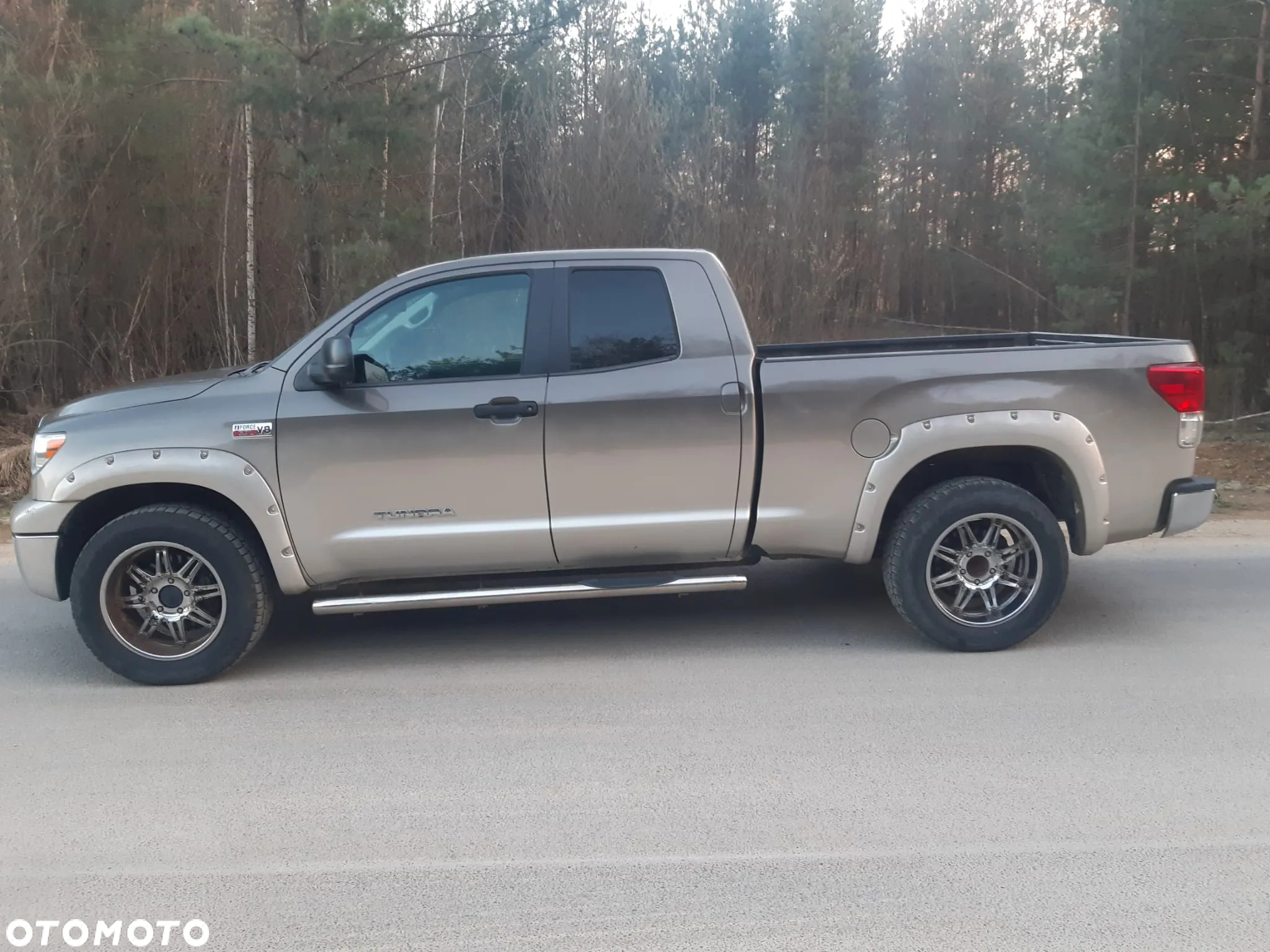 Toyota Tundra - 6