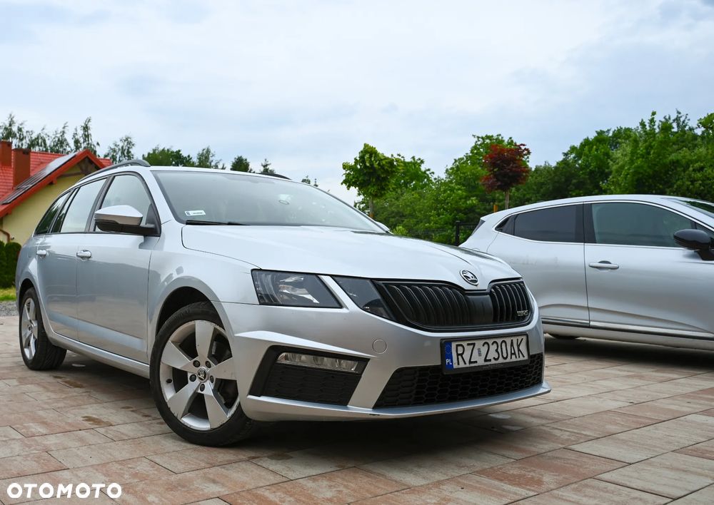 Skoda Octavia 2.0 TDI DSG Style - 1