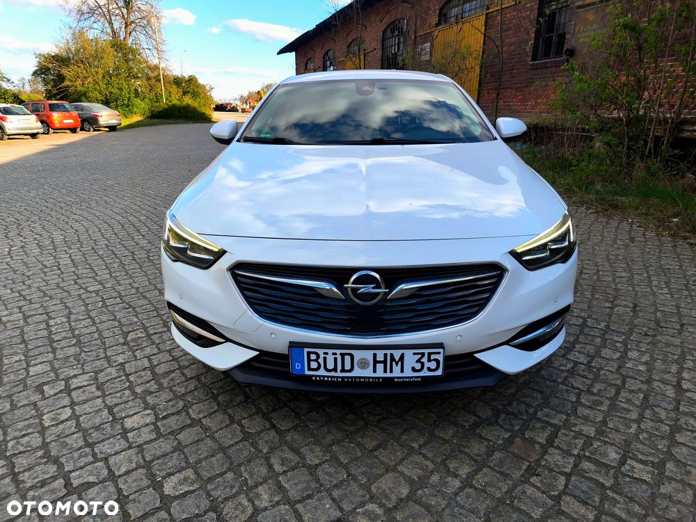 Opel Insignia - 2