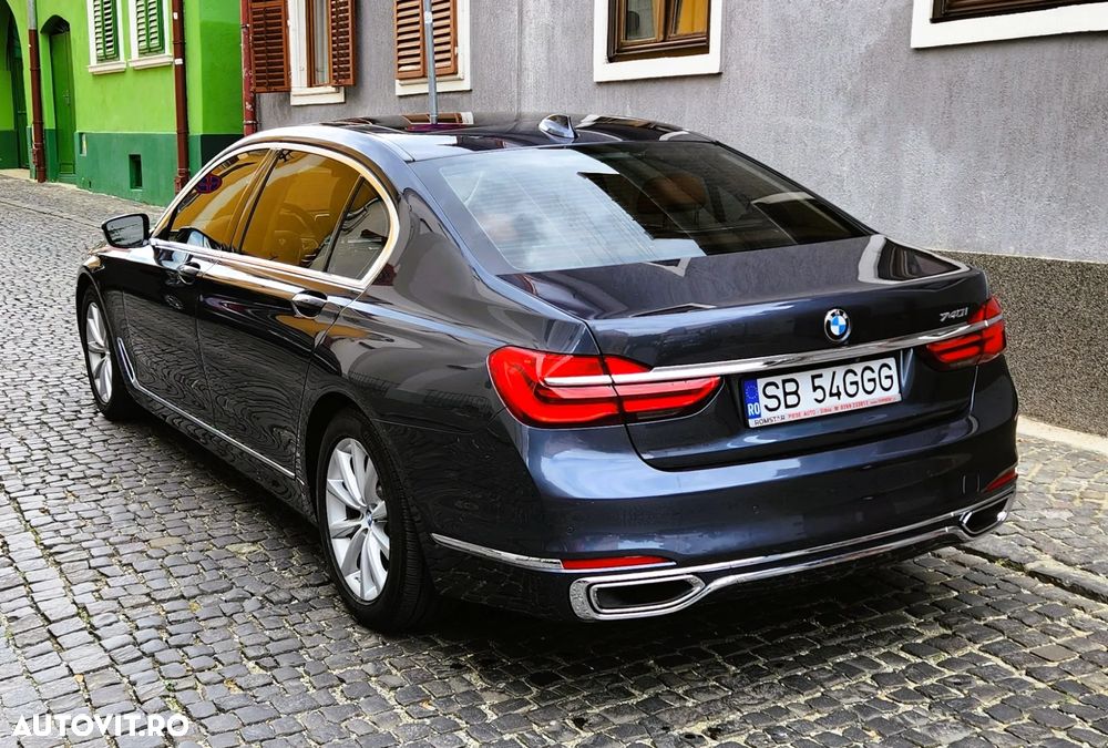 BMW Seria 7 740Li - 4