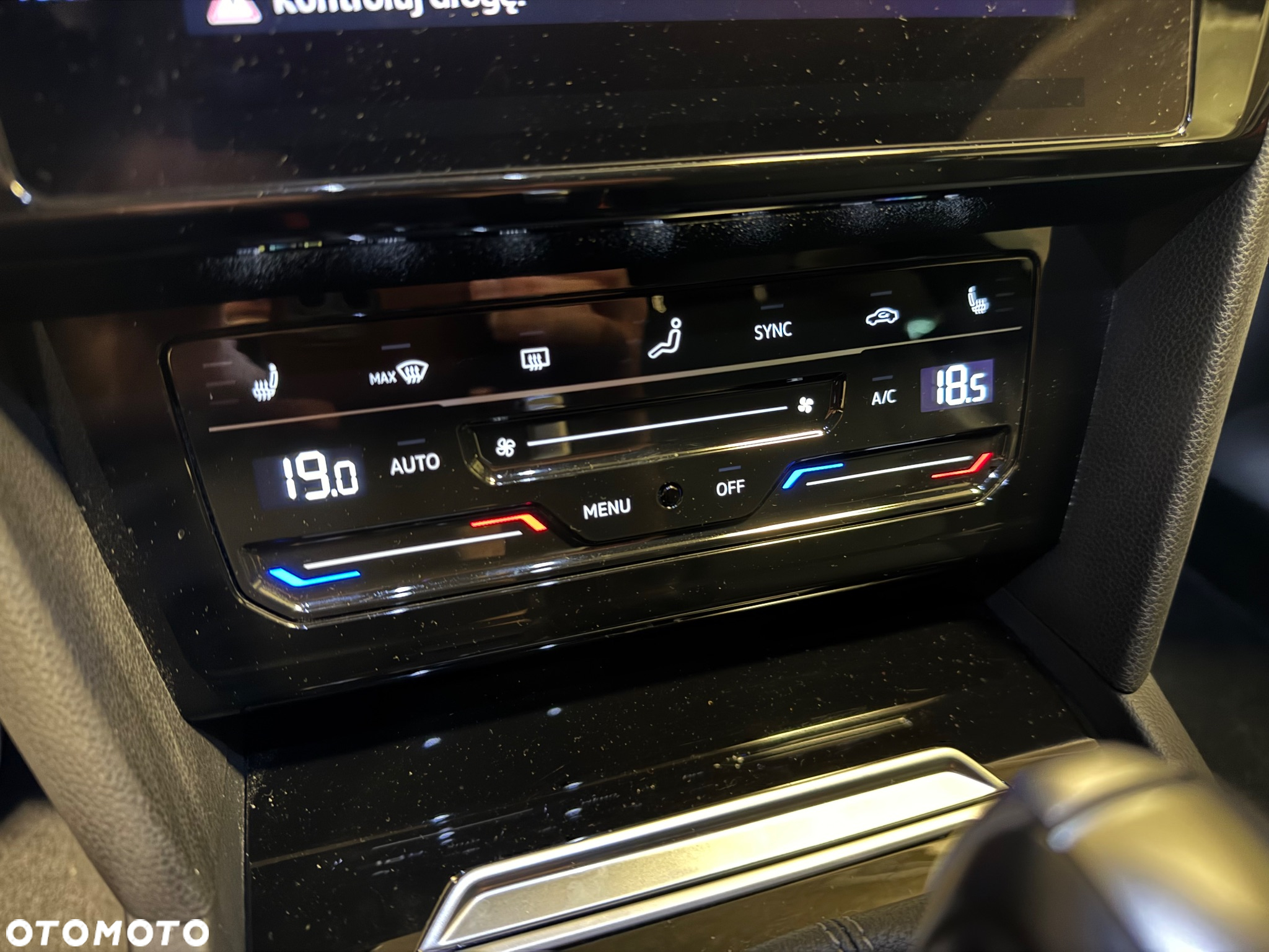 Volkswagen Arteon 2.0 TSI R-Line DSG - 27
