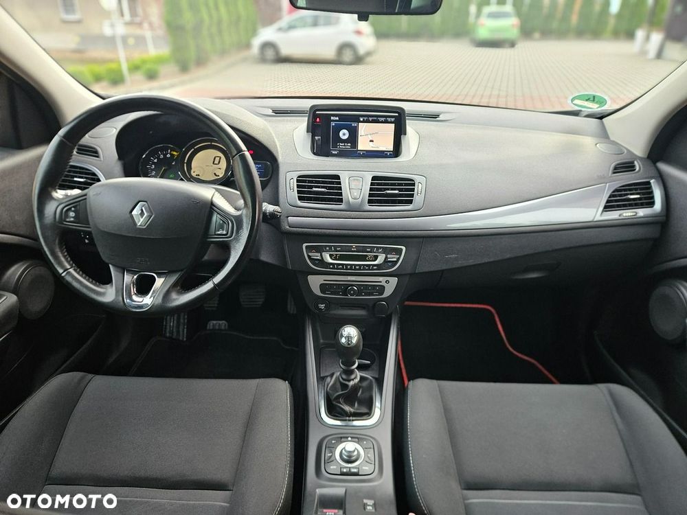 Renault Megane 1.6 16V 110 LIMITED - 29