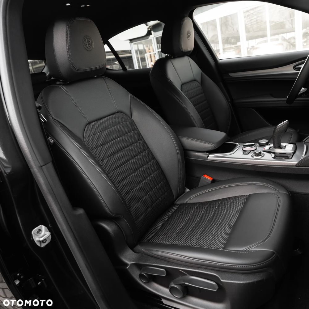 Alfa Romeo Stelvio 2.0 Turbo Sprint Q4 - 28