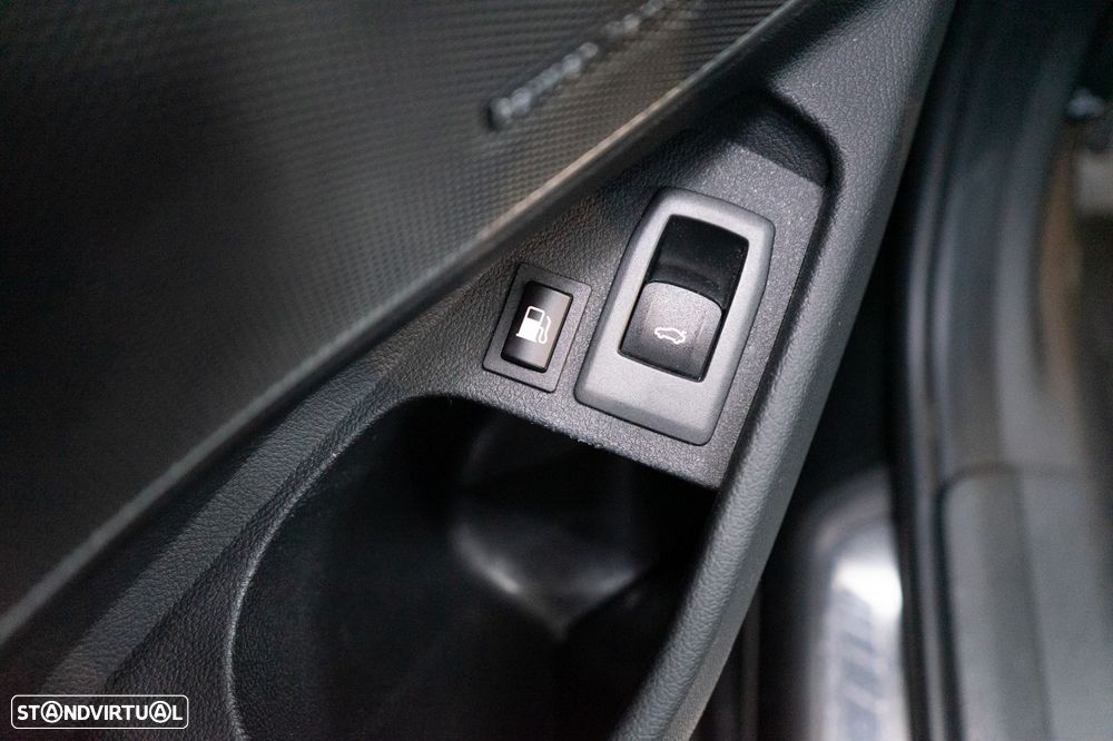 BMW 330 e Pack M Auto - 18