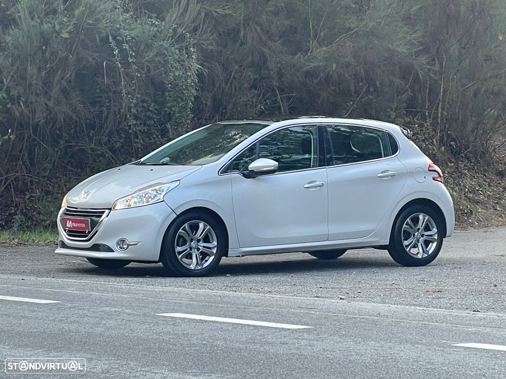 Peugeot 208 1.6 e-HDi Allure - 2