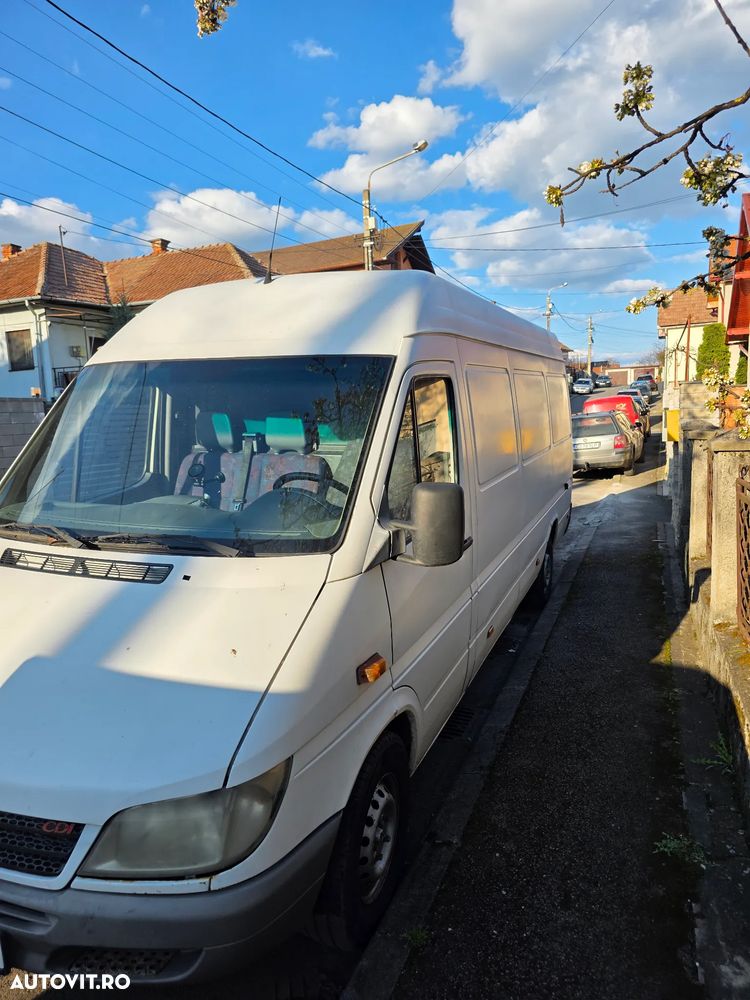 Mercedes-Benz Sprinter - 6