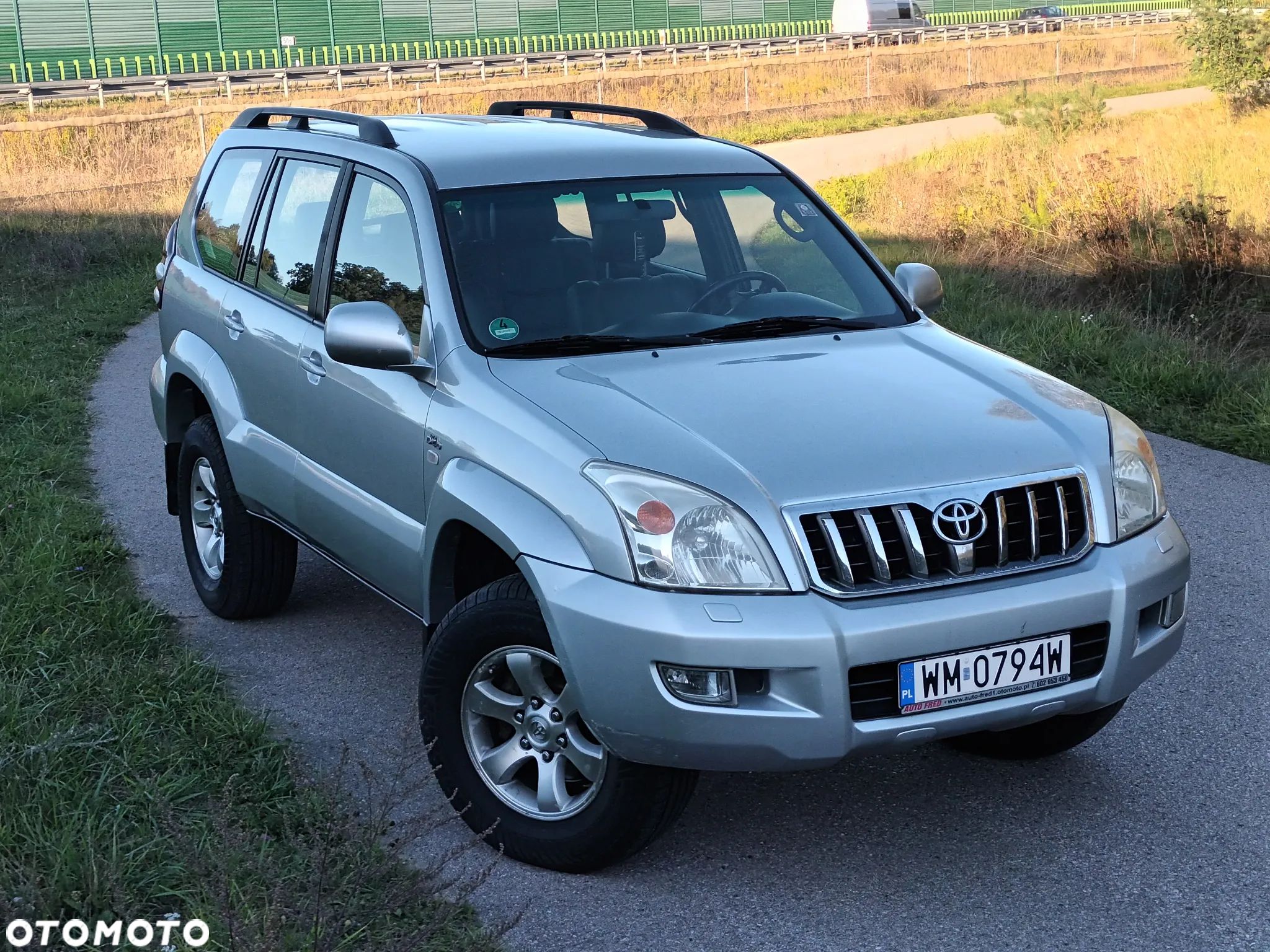 Toyota Land Cruiser - 1