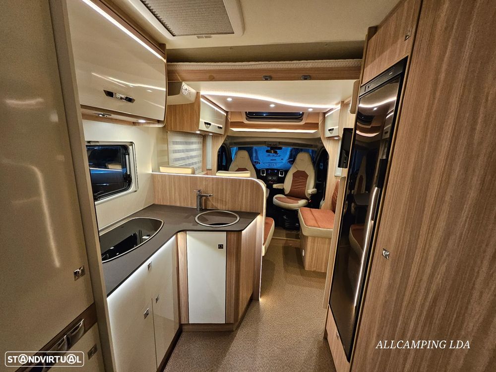 Burstner Delfin CAMA FRANCESA + BASCULANTE - 33