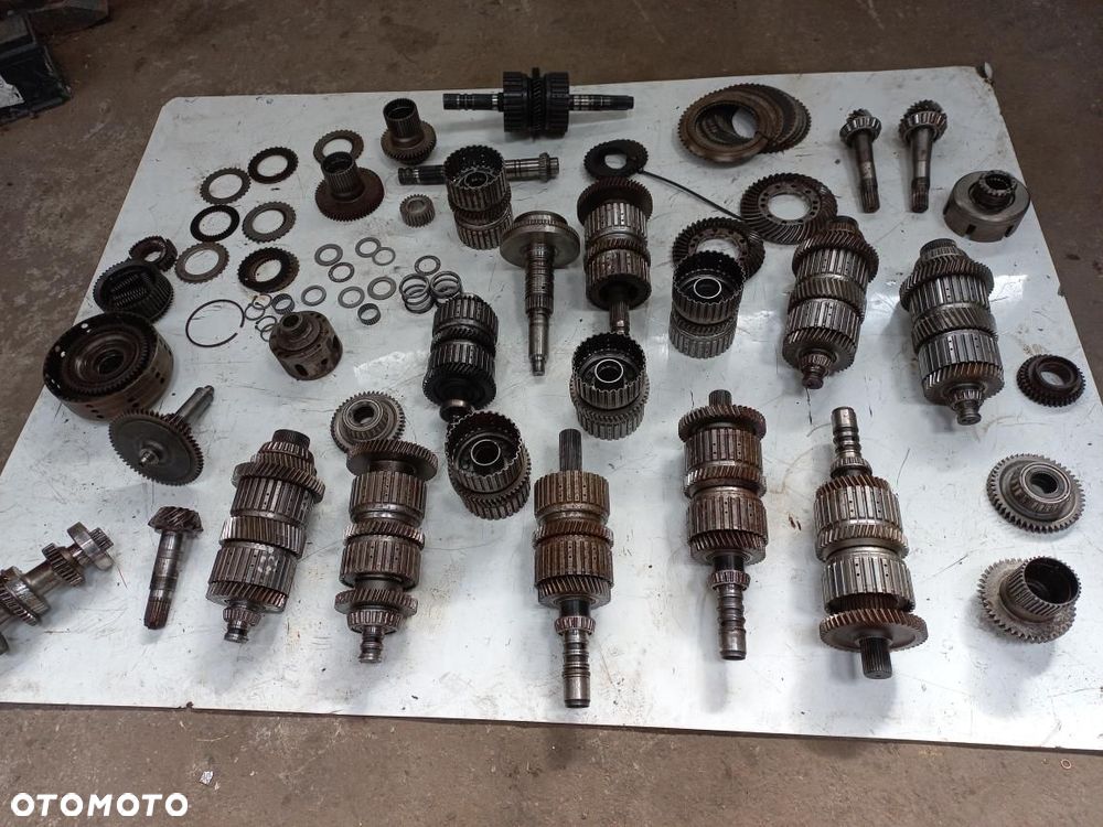 Kosz sprzęgłowy ZF POWERSHIFT Deutz Fahr ZF 209359025, 030,060 ,ZF2093359090 089, ZF2093314008368150, ZF359109,SAME,LAMBORGHINI ,CASE,NEW HOLLAND, wałek,koło zębate,tryb,atak,tarczki,agrotron,2093.268.037  0.900.0954.5 hurlimann 0.900.0883.8  2093268034  cnh 2093.268.019 2093368041, - 4